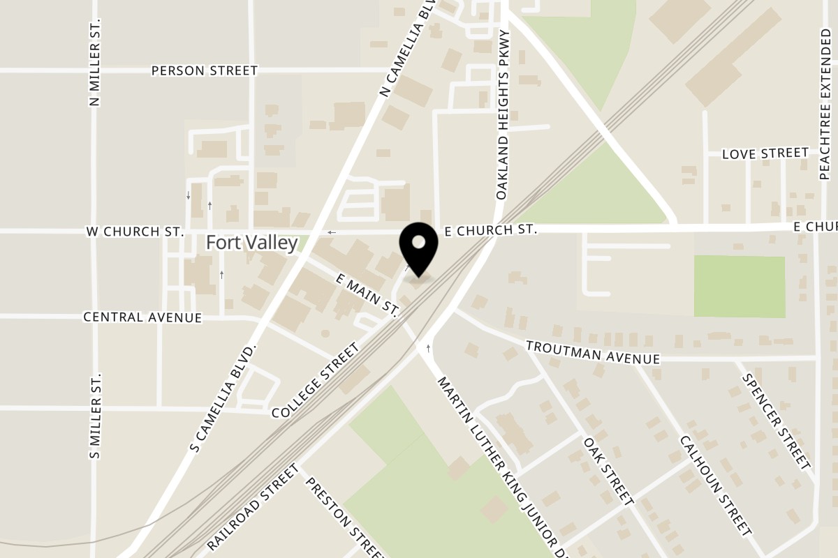 Map showing the location of The Railroad Cafe on 117 Lowe Street in Fort Valley
